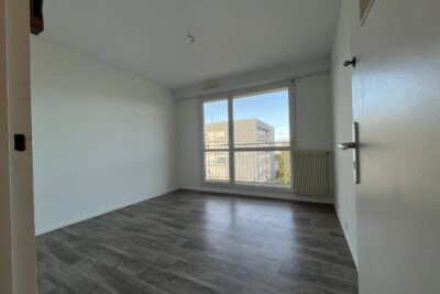 Agrandir l'image 3 sur 9, fenêtre modale